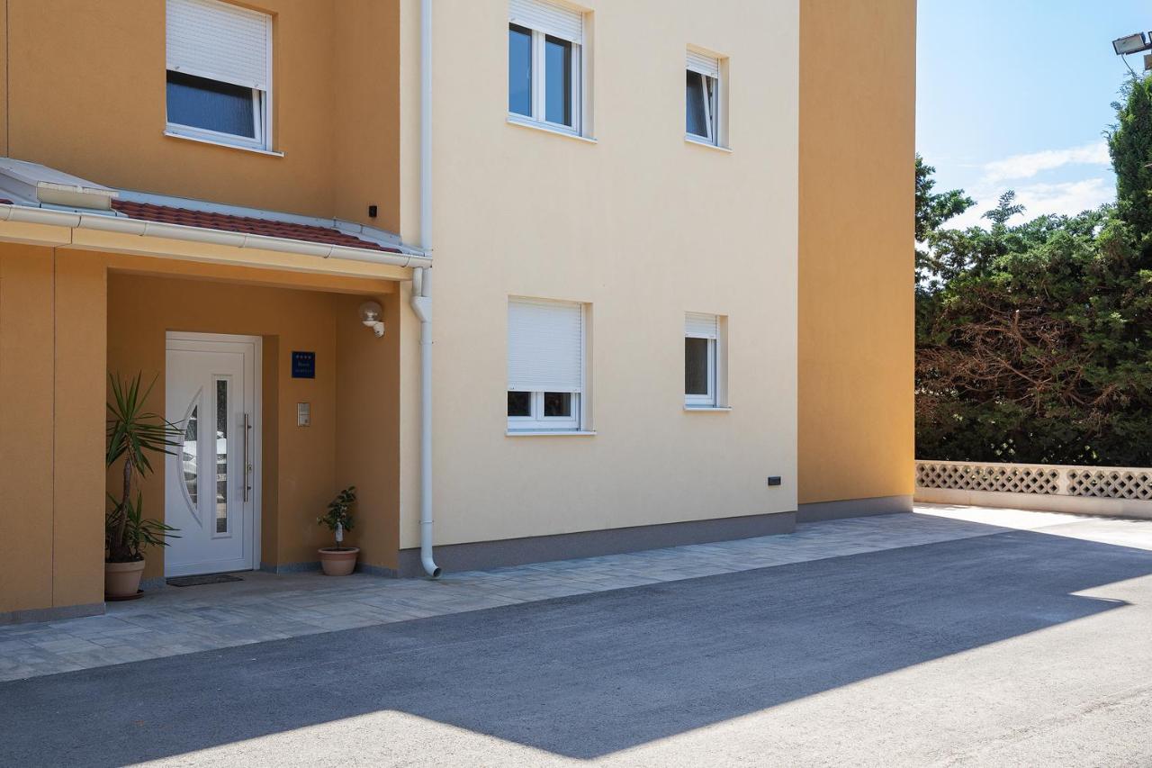 Apartment J&E ميدولين المظهر الخارجي الصورة